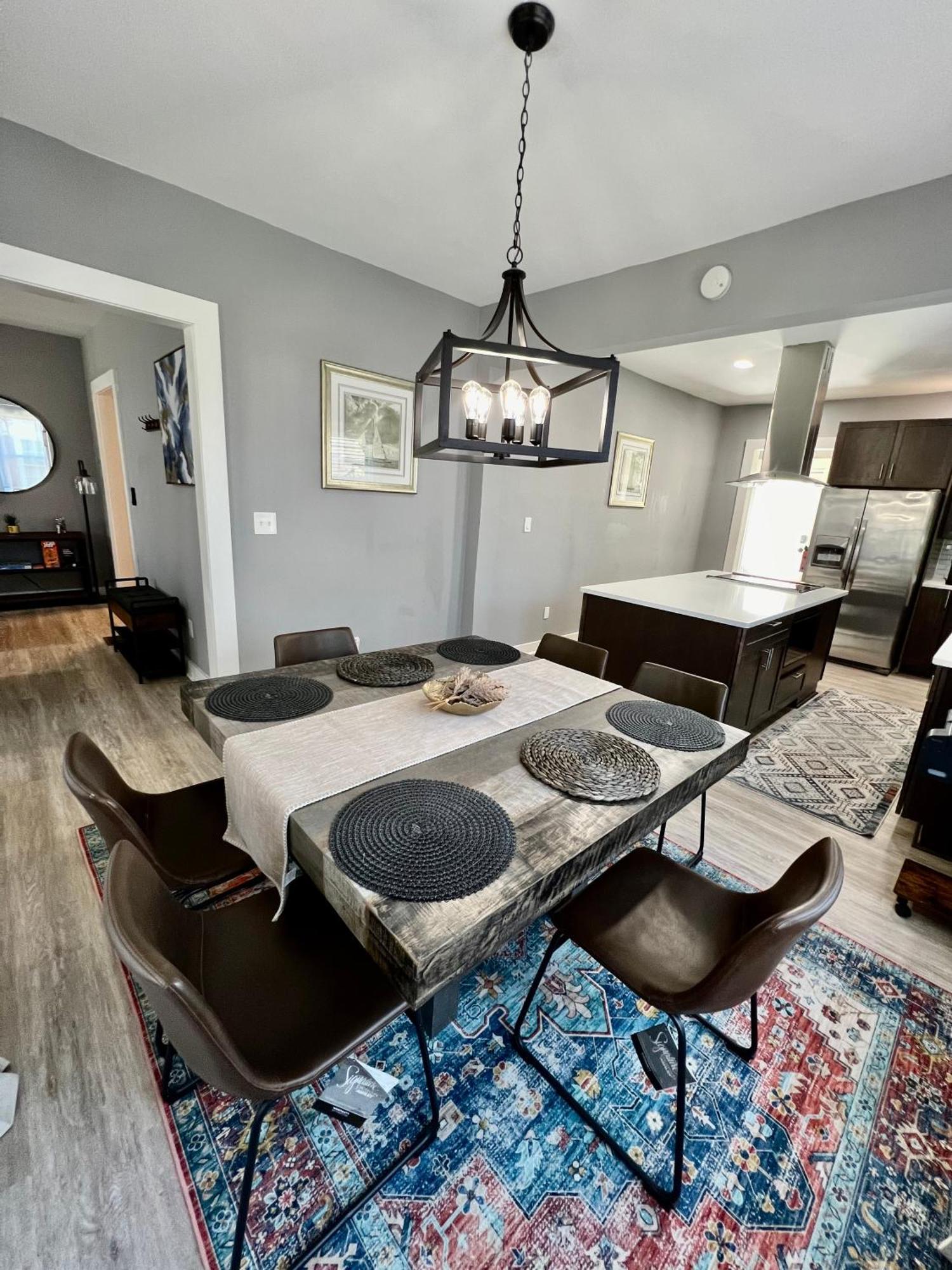 Charming 2Br 2Ba 10 Min Dt Airport By Lsp Homes アトランタ エクステリア 写真