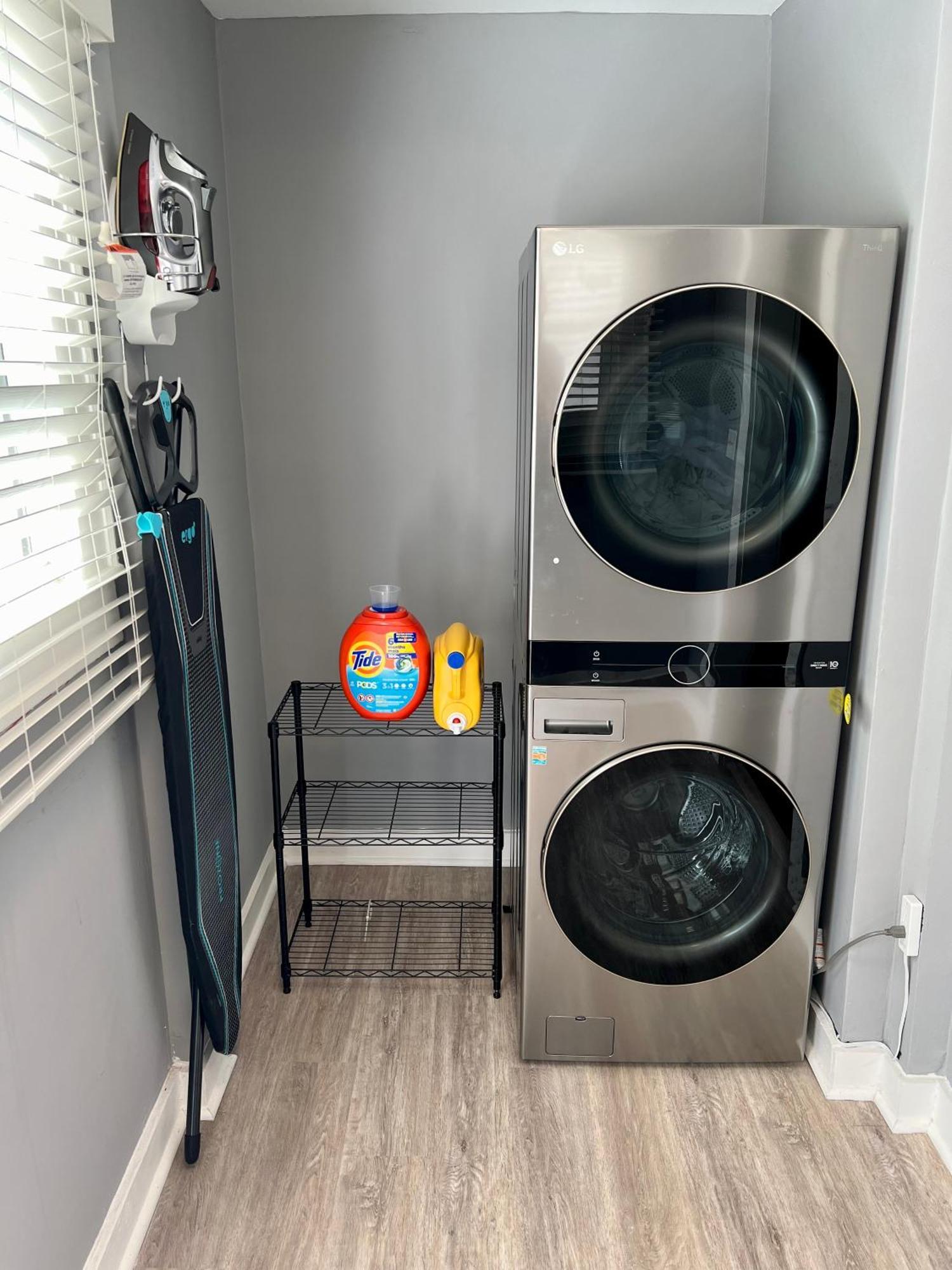 Charming 2Br 2Ba 10 Min Dt Airport By Lsp Homes アトランタ エクステリア 写真