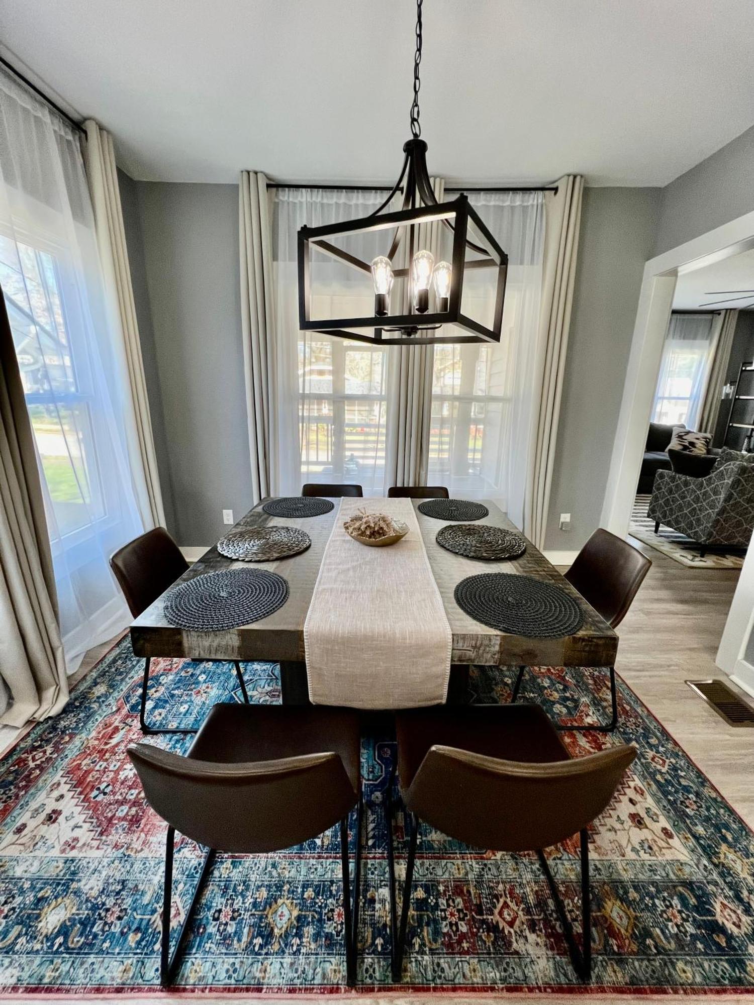 Charming 2Br 2Ba 10 Min Dt Airport By Lsp Homes アトランタ エクステリア 写真